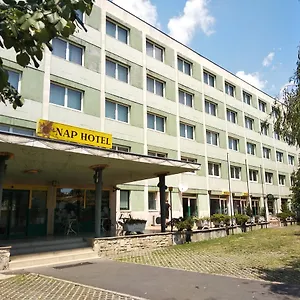 Nap 3* Budapest